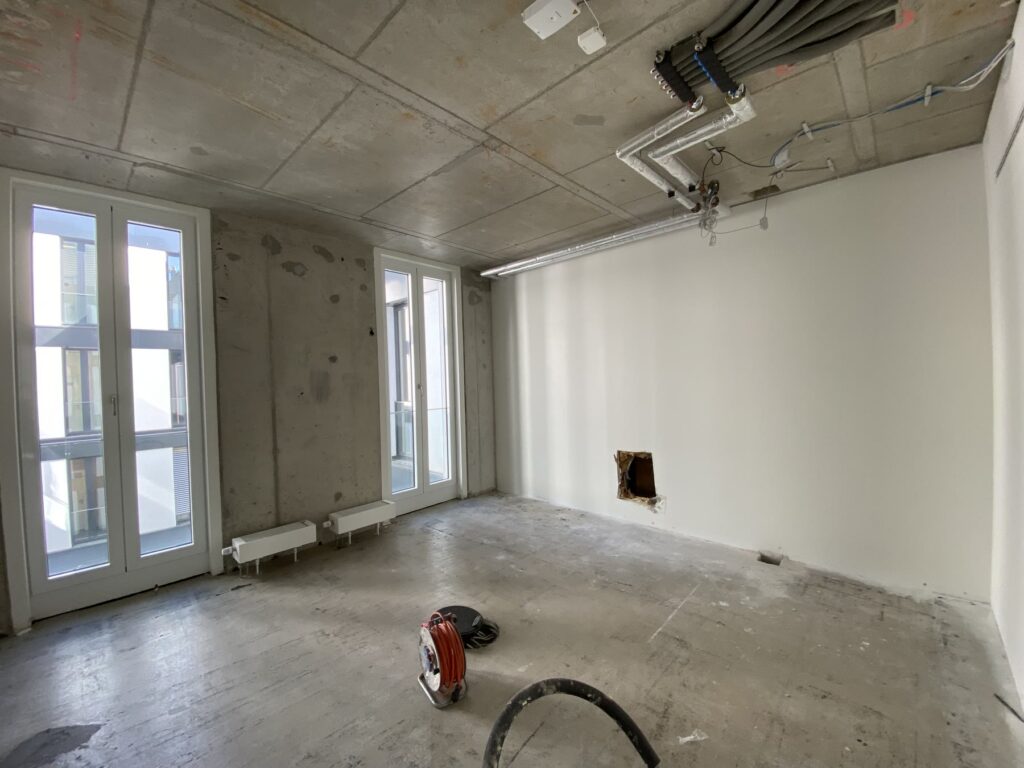 Code White — Innenausbau Arbeitswelt