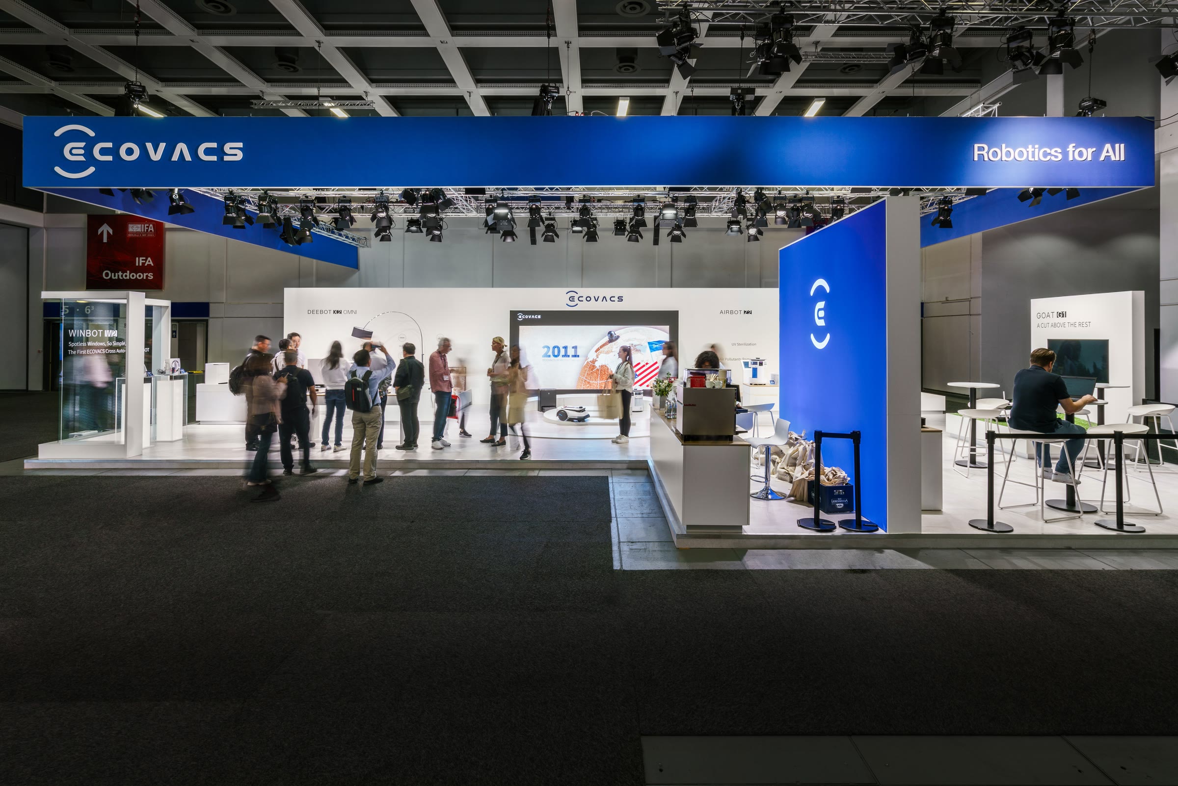 Ecovacs — Messestand