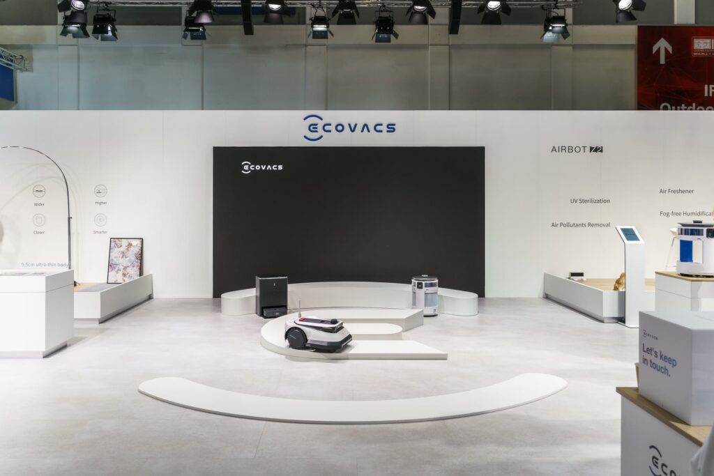 Ecovacs — Messestand