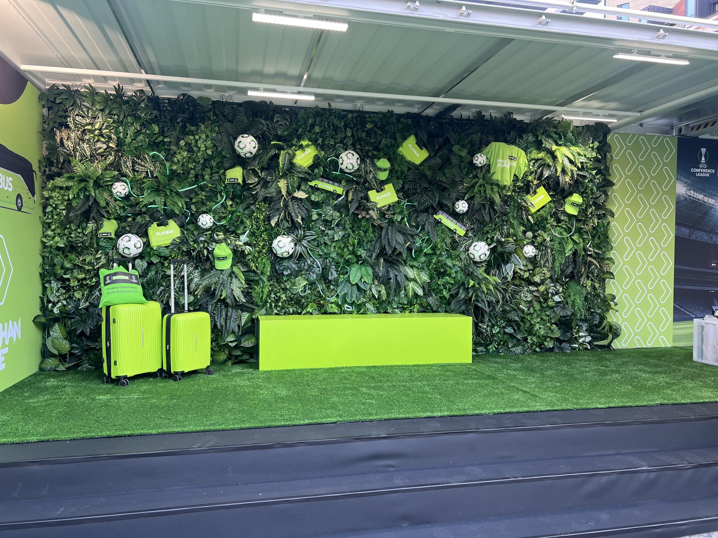 Flixbus — Container als Markenraum