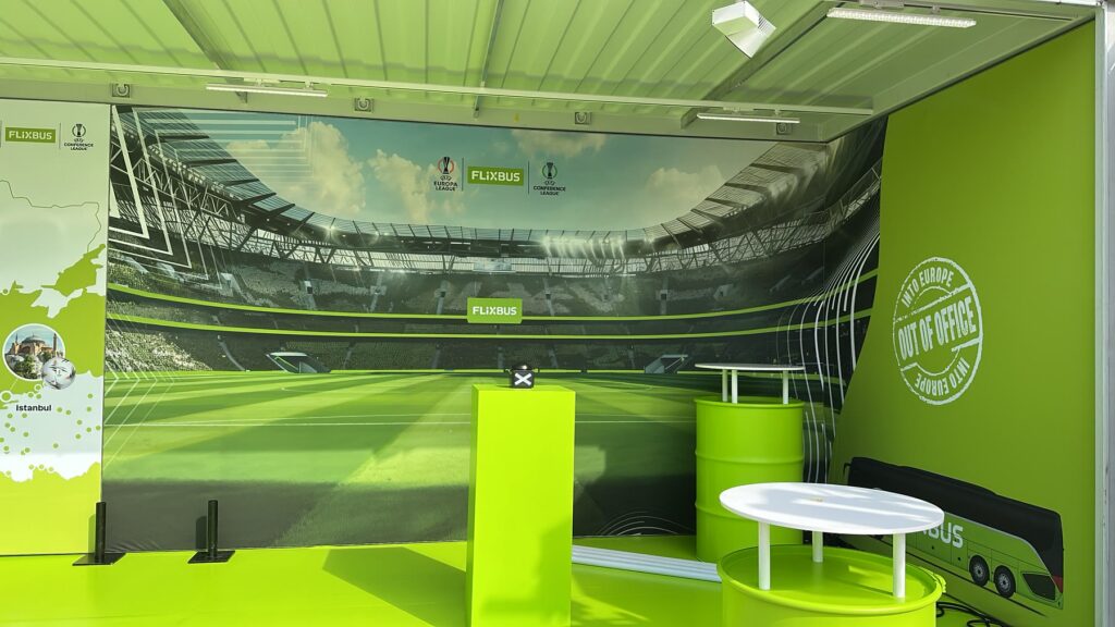 Flixbus — Container als Markenraum