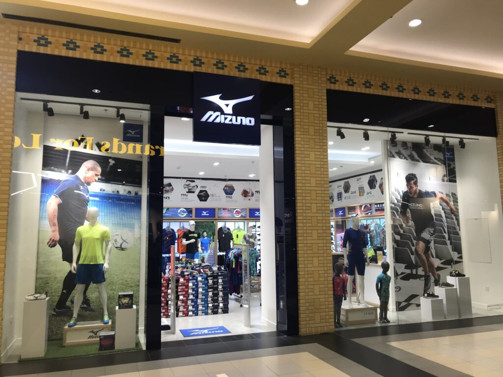 Mizuno — Shop-in-Shop