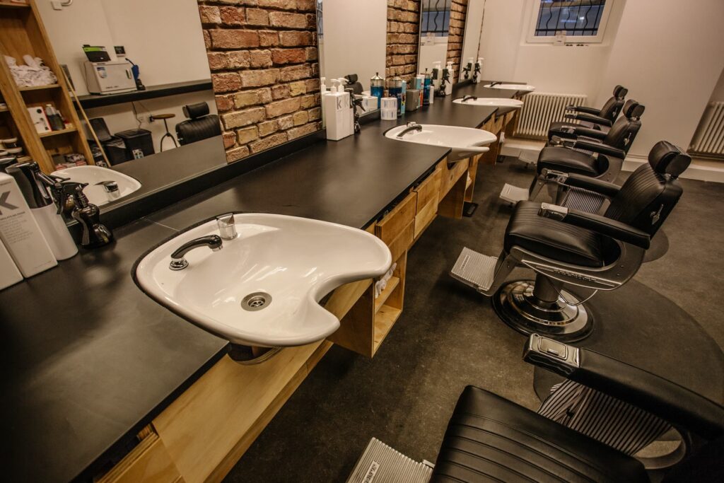 Nomad Barber — Ladenbau