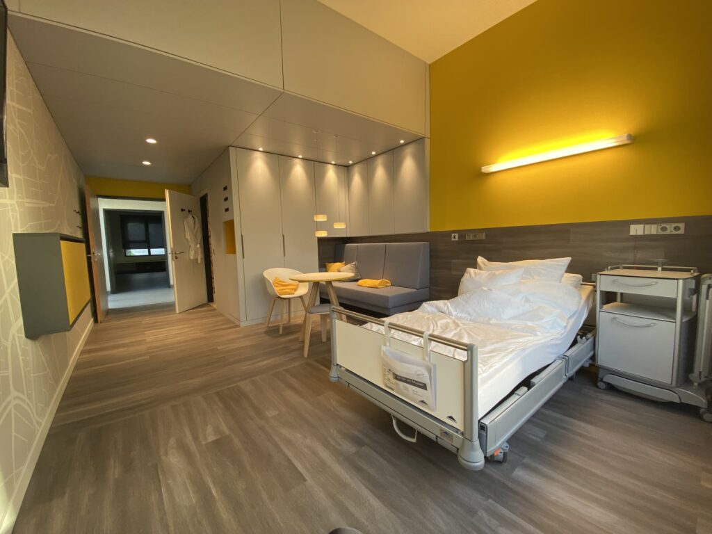Rehaklinik — Patientenzimmer in Modulbauweise