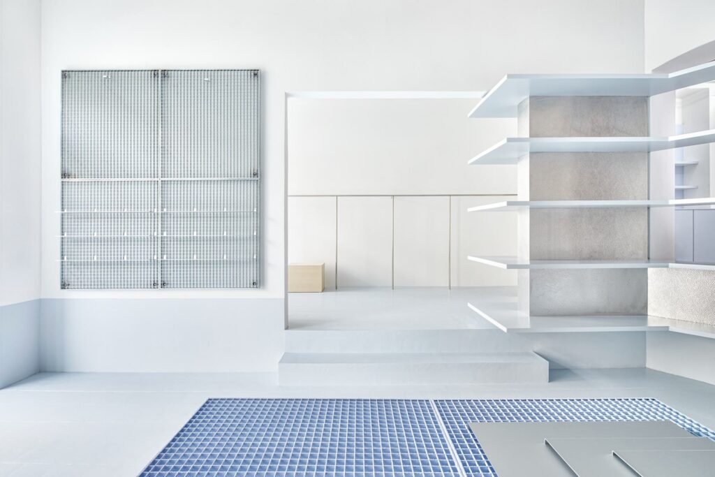 Superconscious — Ladenbau